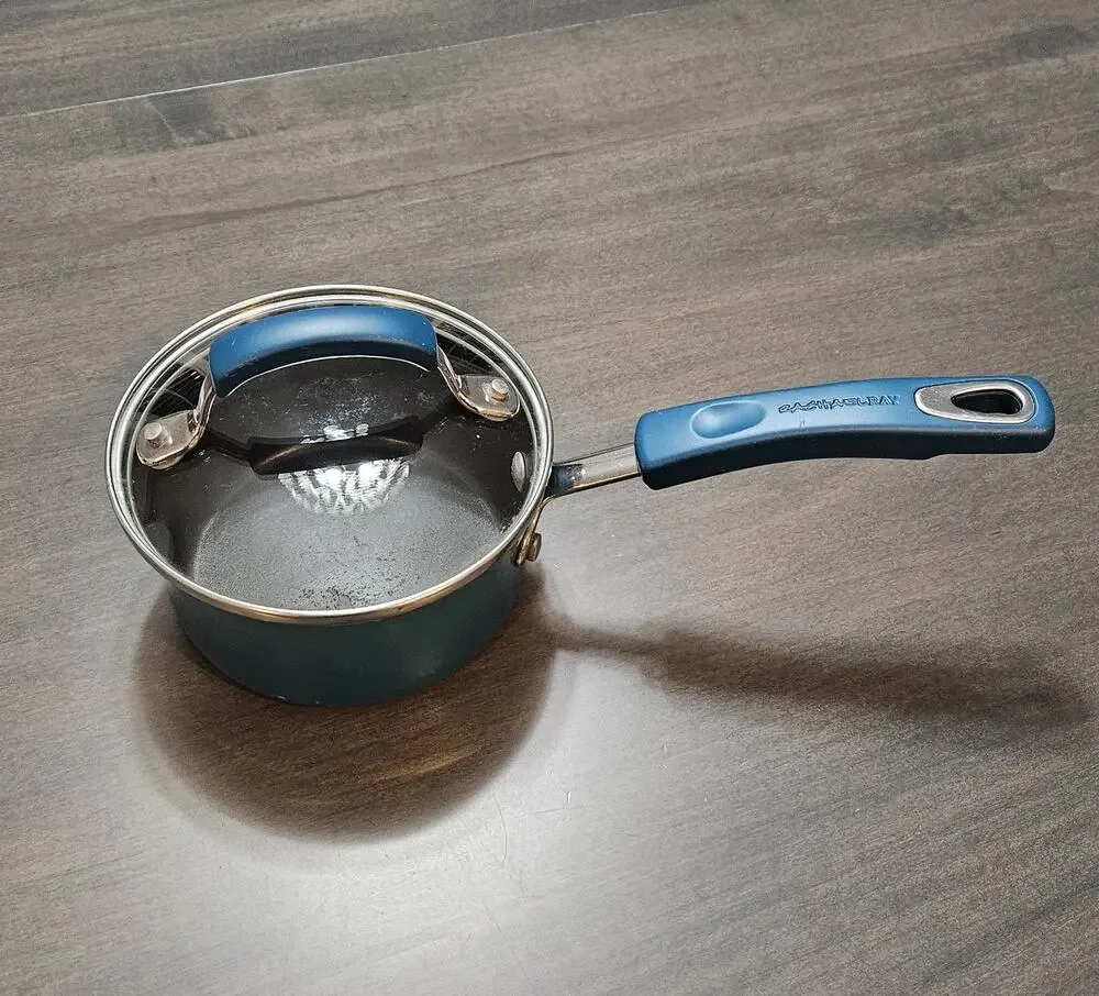 Rachel Ray Porcelain Pot /Pan & Lid 1 Qt 6